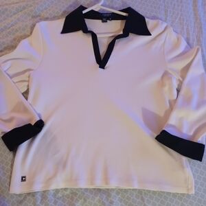 Chaps womens creme medium v-neck black collar knit top